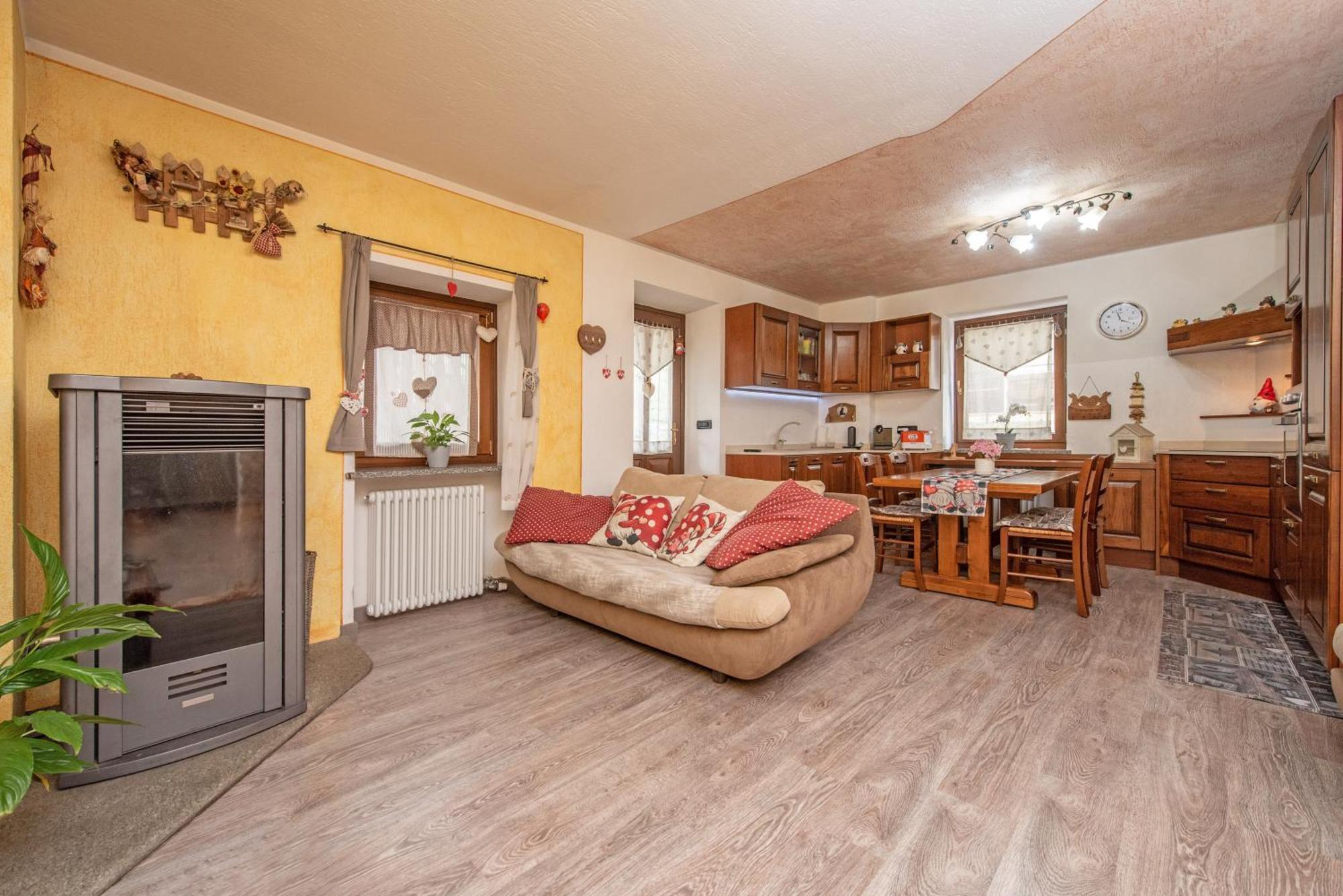 Casa Kristel Cir Comunale N 14 Аоста Екстериор снимка